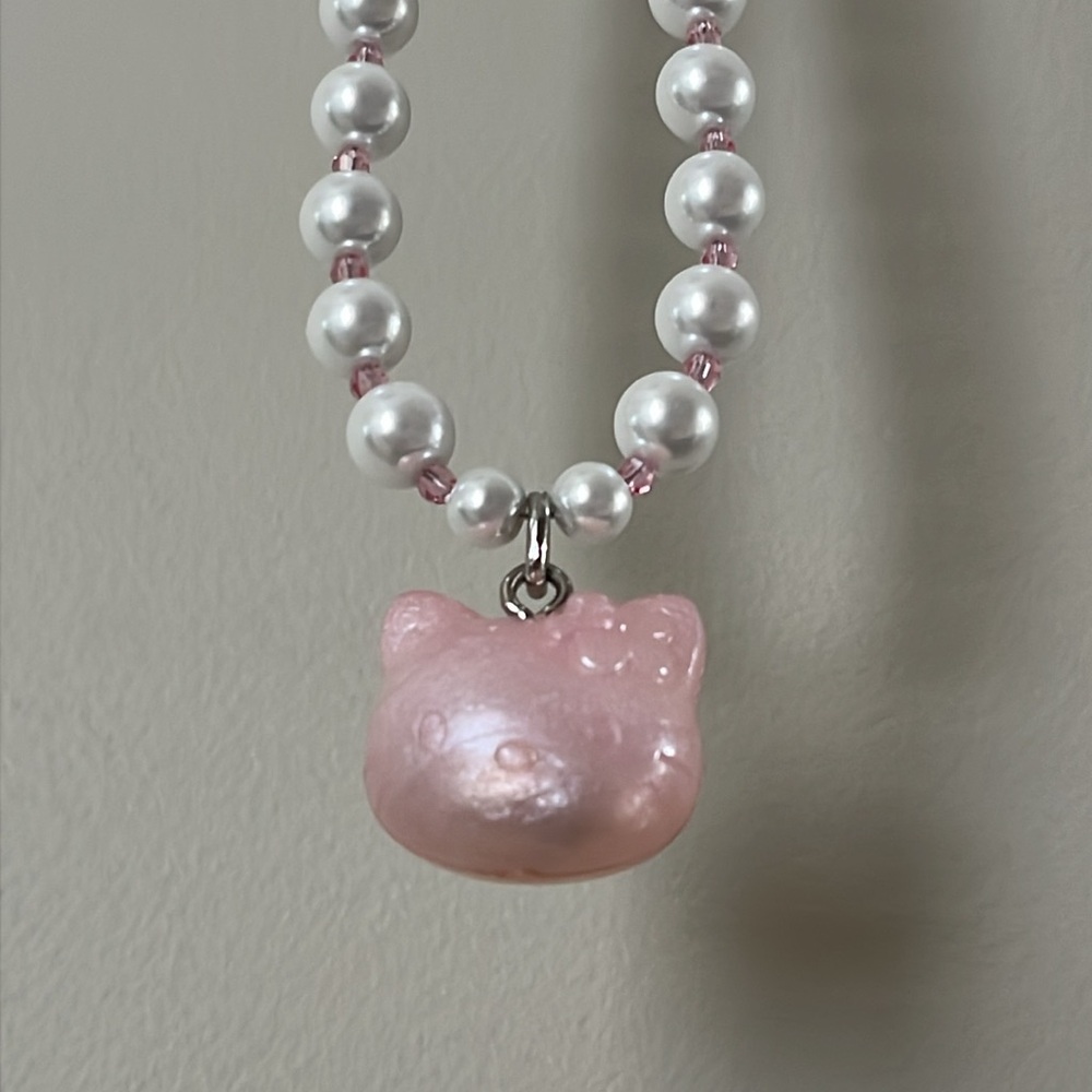 Tarina Tarantino x Hello Kitty Pink Head Bauble Pearl Necklace